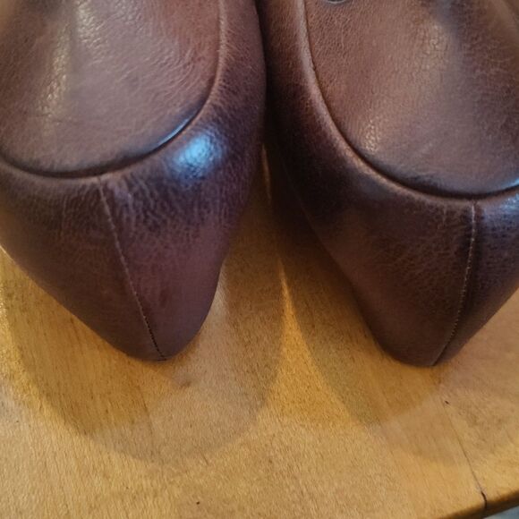 Prada size 37.5 brown and black authenticated kitten heels Made in Italy - Picture 16 of 16